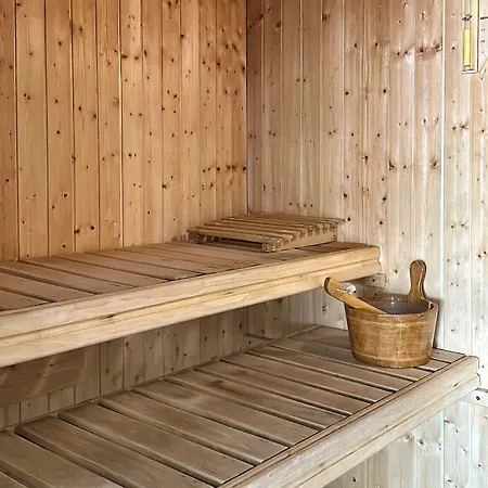 Victoria Lodge, Friendly 3*